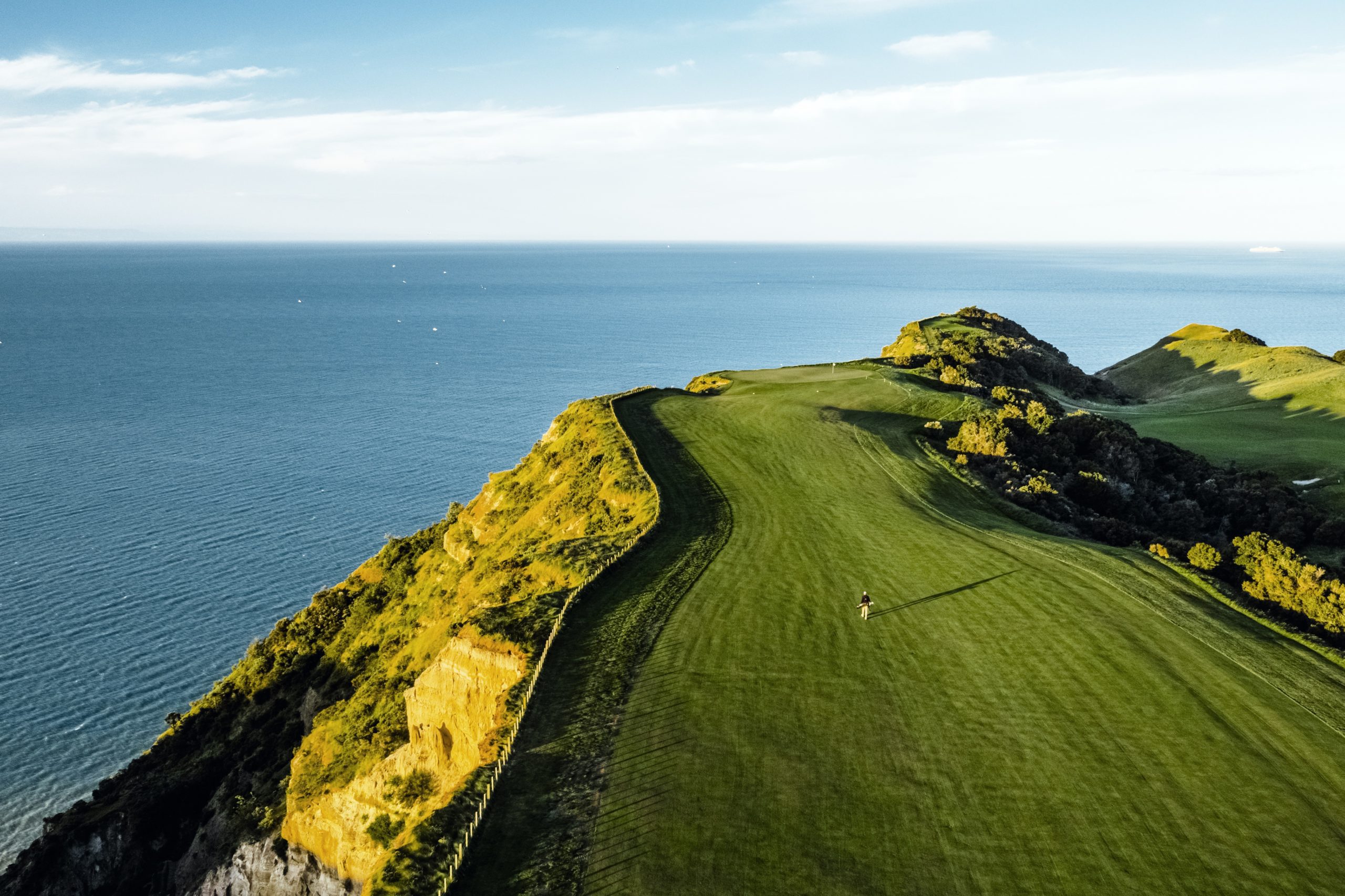 Golf course at Cape Kidnappers on the edge of a cliff