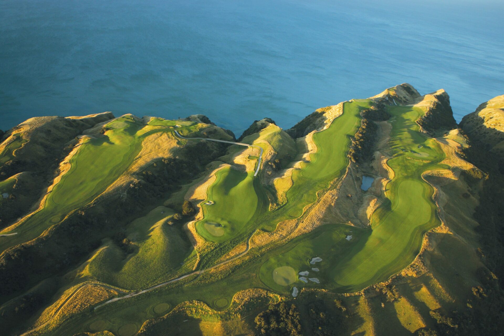 Visit Cape Kidnappers Golf Course on your next golf safari