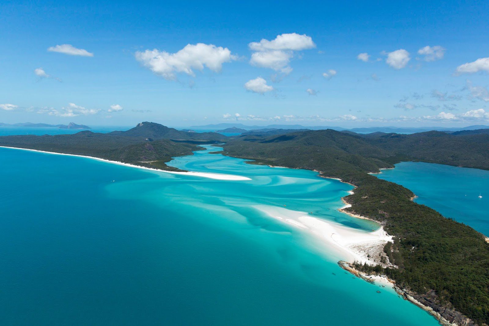 Safari to the Great Barrier Reef: How to See the Best Reefs Today, The Witsunday Island