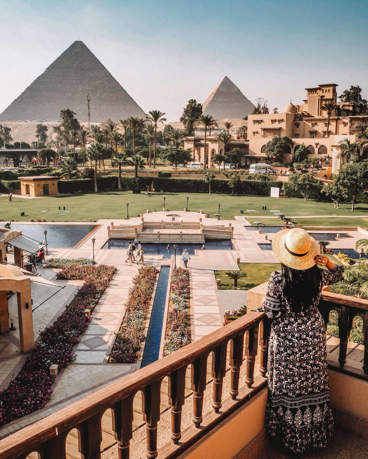 Marriott Mena House facing the pyramids seen on our best Egypt safari