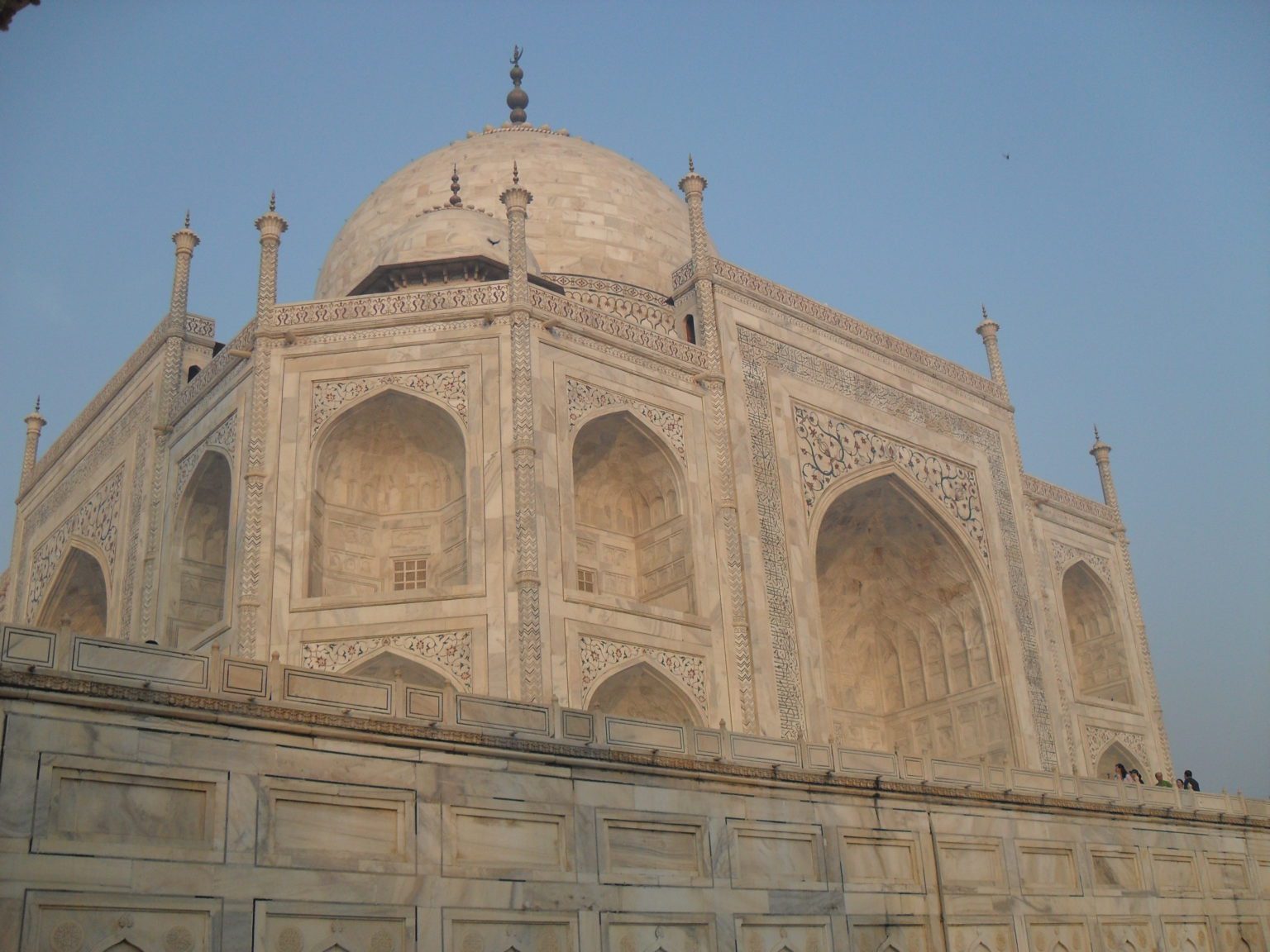 white marble of the Taj Mahal