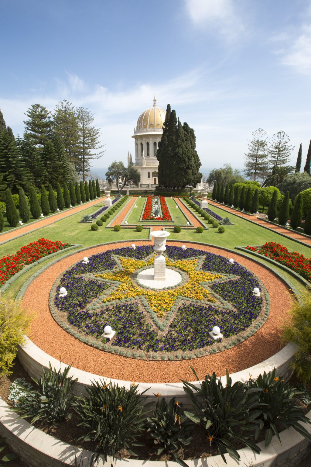 Baha'i gardens and shrine in Haifa