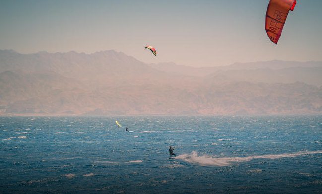 Kite surfing in Eilat