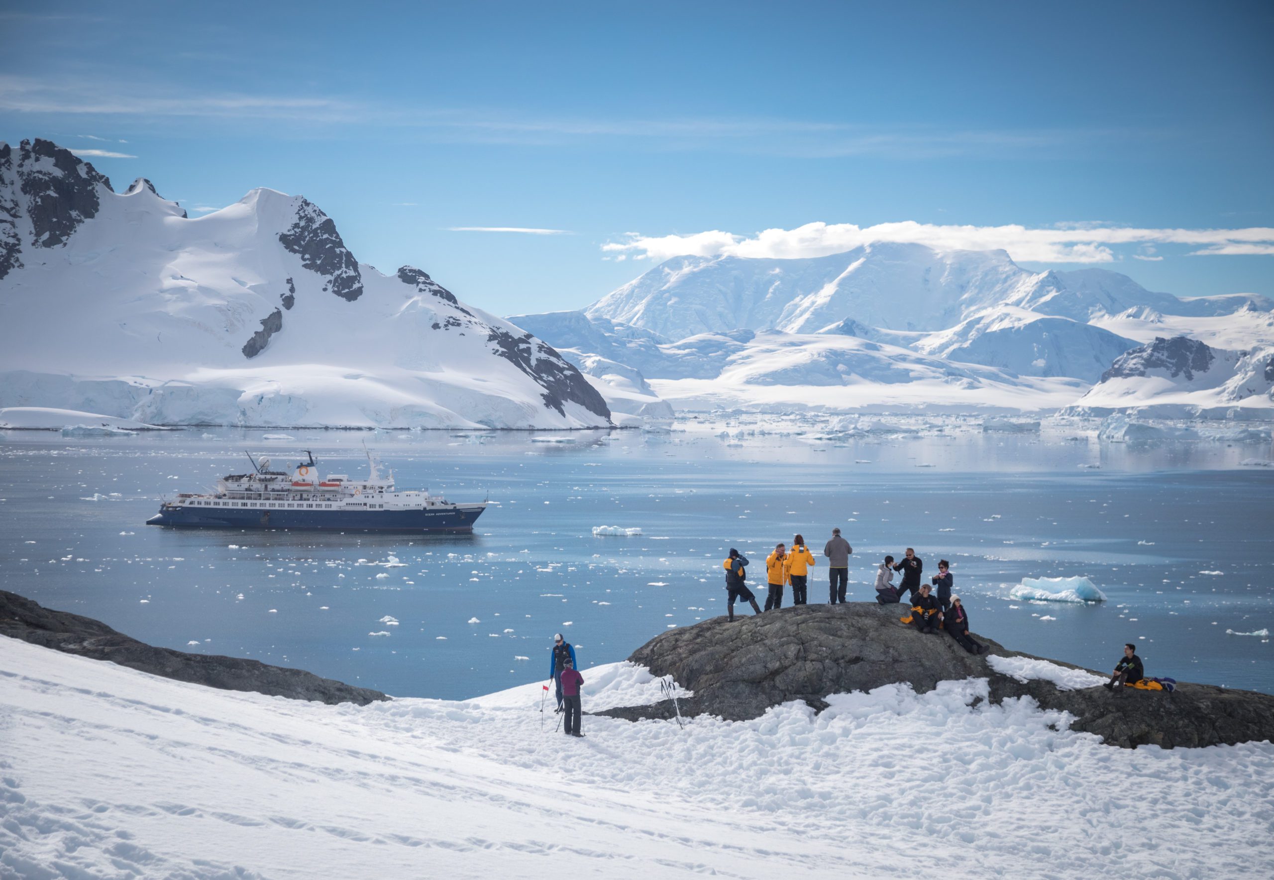 antarctica-luxury-cruises-activities-extraordinary-journeys