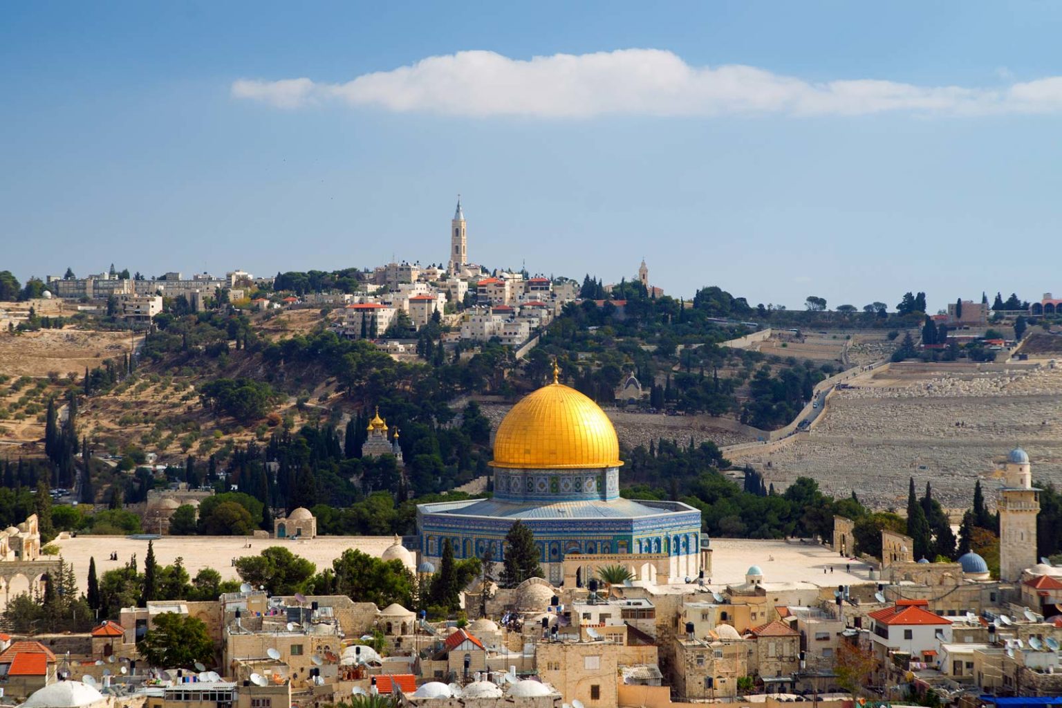 dome of the rock temple mount jerusalem seen on Israel holiday