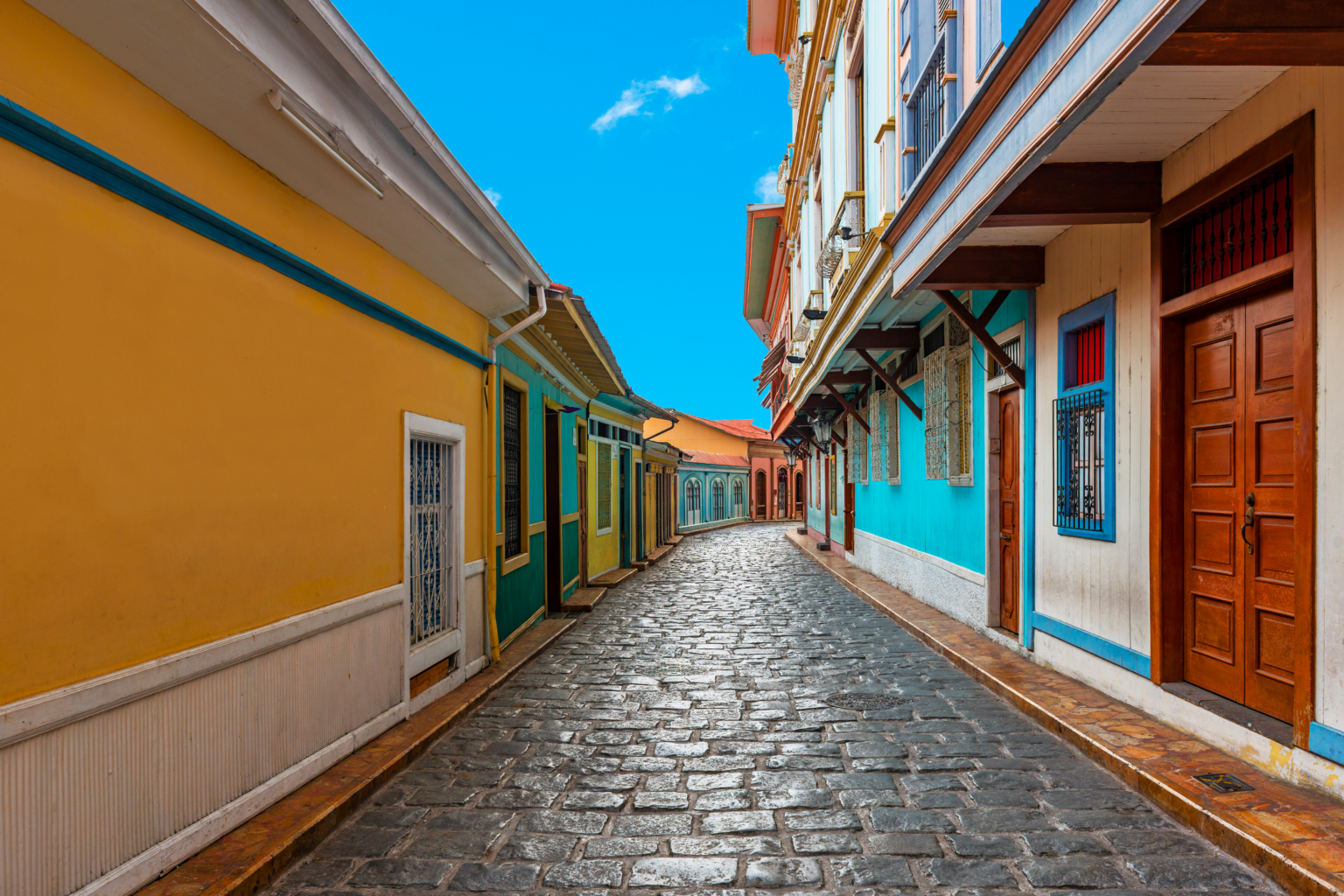 A colorful alleyway in Quayaquil